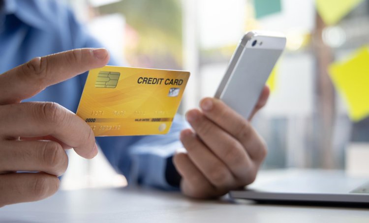 Emisión y Comercialización de Tarjetas de Crédito